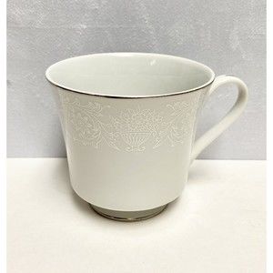 1 Crown Victoria Lovelace Replacement Cup China Tea‎ Cup Only